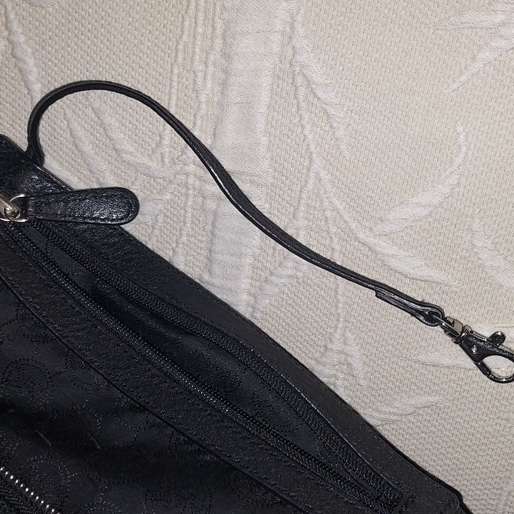 Michael Kors Fulton Hobo Bag - Picture 12 of 16